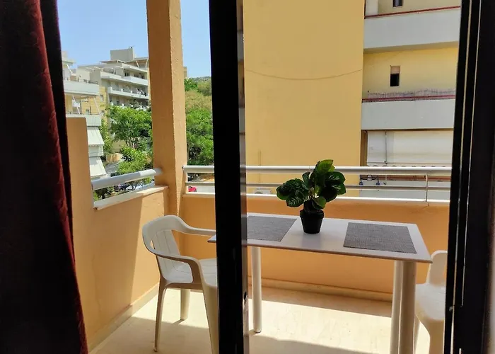 Athina's * ريثيمنو